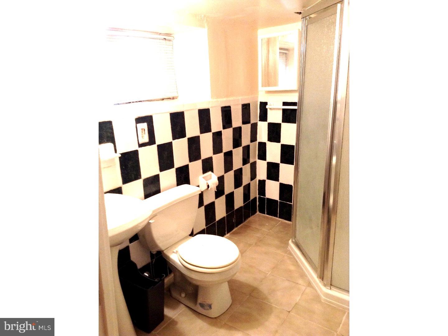 121 Crestview Road Upper Darby, PA 19082 - Photo 20 of 23 Bathroom