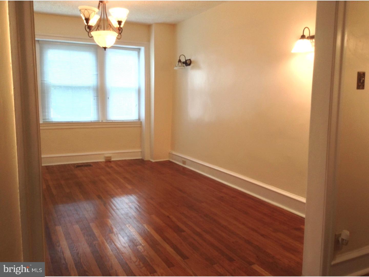 121 Crestview Road Upper Darby, PA 19082 - Photo 4 of 23 Dining Room