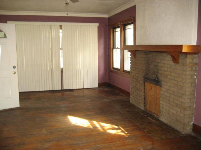 2201 North Prospect Road Peoria, IL 61603 - Photo 3 of 9 Gallery Image 3