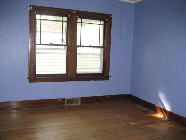 2201 North Prospect Road Peoria, IL 61603 - Photo 7 of 9 Gallery Image 7
