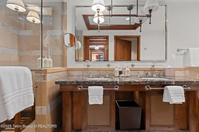 $6,450,000 | 7680 Granite Loop Road, Unit 556, Teton Village, WY 83001