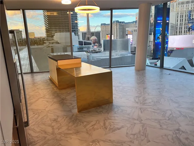 $4,700 | 3726 South Las Vegas Boulevard, Unit 811, Las Vegas, NV 89158