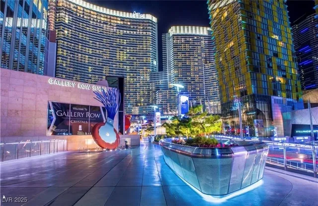 $4,700 | 3726 South Las Vegas Boulevard, Unit 811, Las Vegas, NV 89158