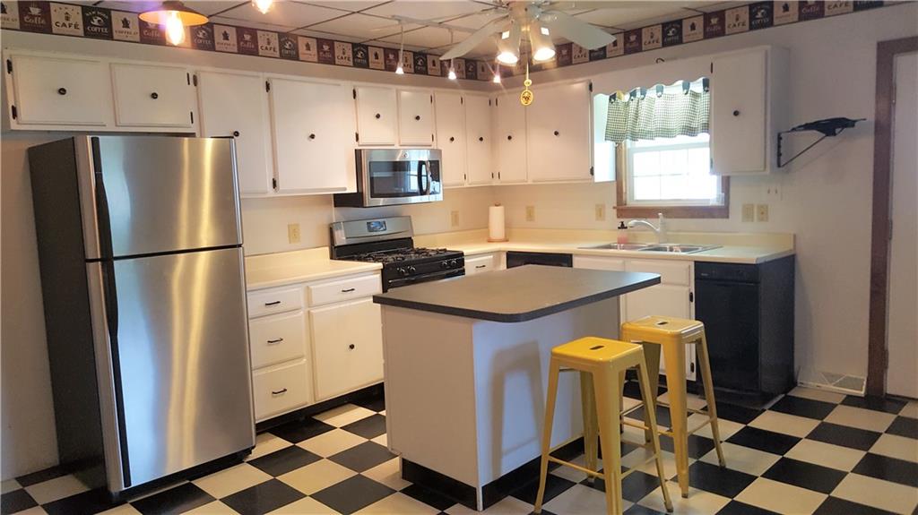 522 Winfield Road Cabot, PA 16023 - Photo 9 of 23 Gallery Image 9
