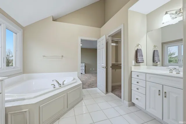 $535,000 | 2001 Calais Road, Fort Wayne, IN 46814