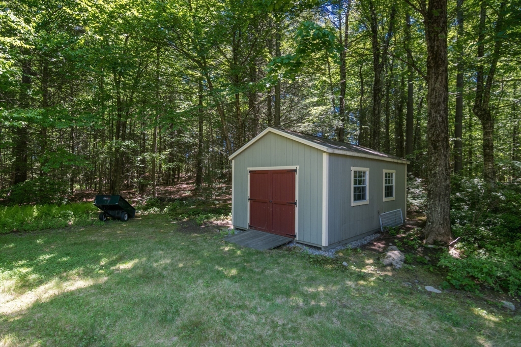 26 Briar Hill Road Williamsburg, MA 01096 - Photo 36 of 41