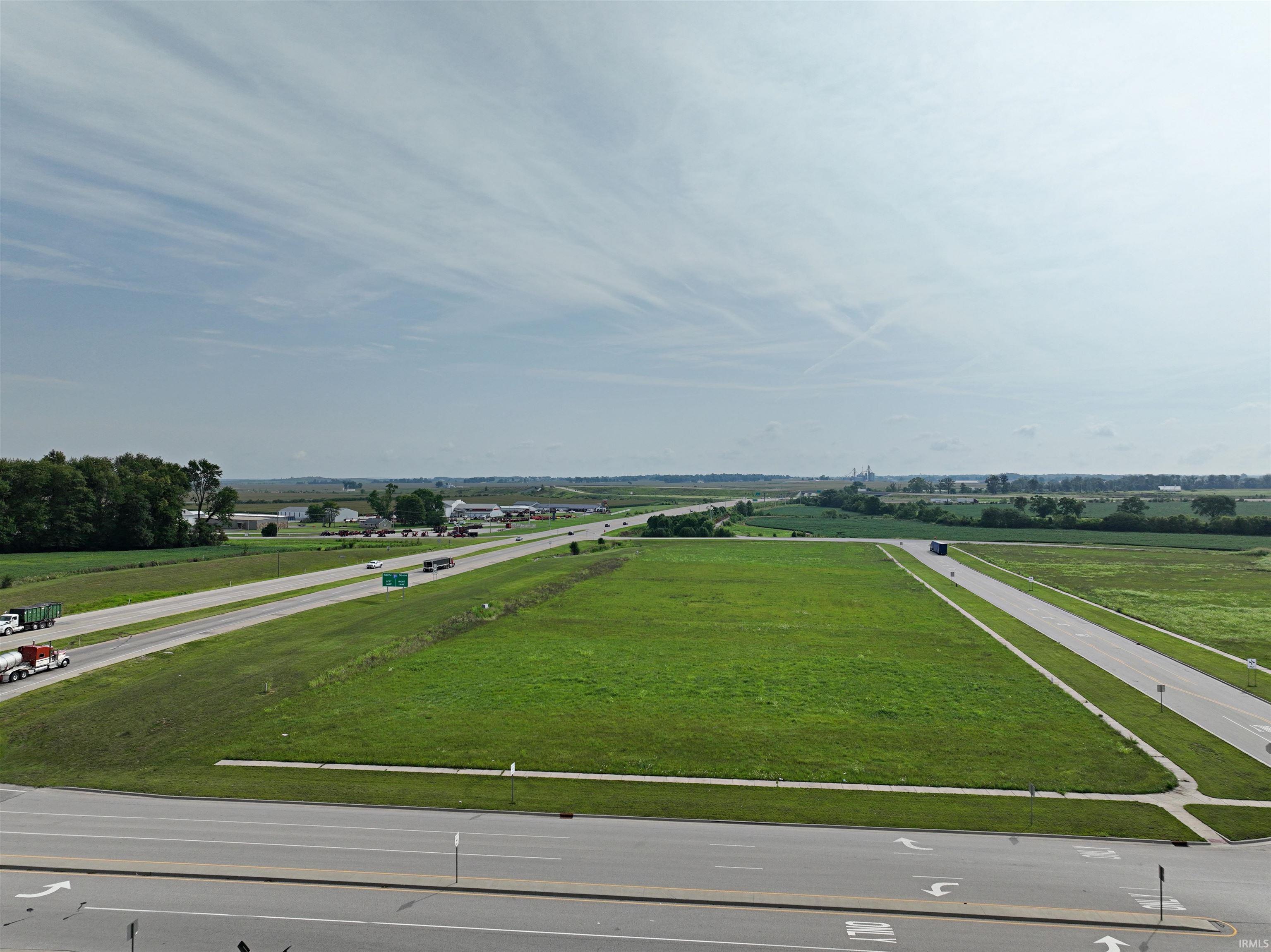 9 Gateway Crossing Washington, IN 47501 - Photo 4 of 10