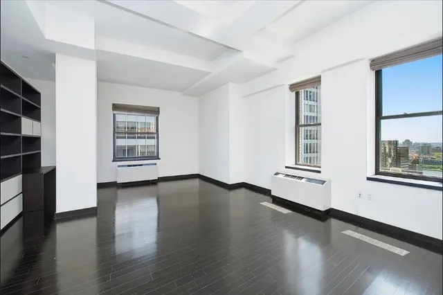 $1,899,900 | 20 Pine Street, Unit 3304 | Financial District