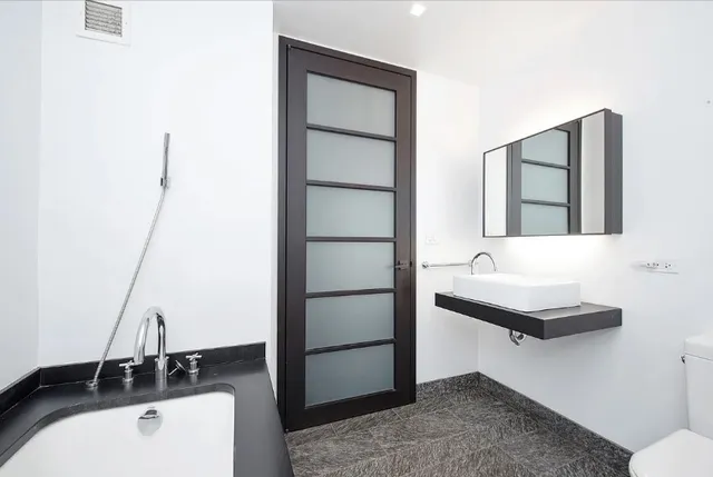 $1,899,900 | 20 Pine Street, Unit 3304 | Financial District