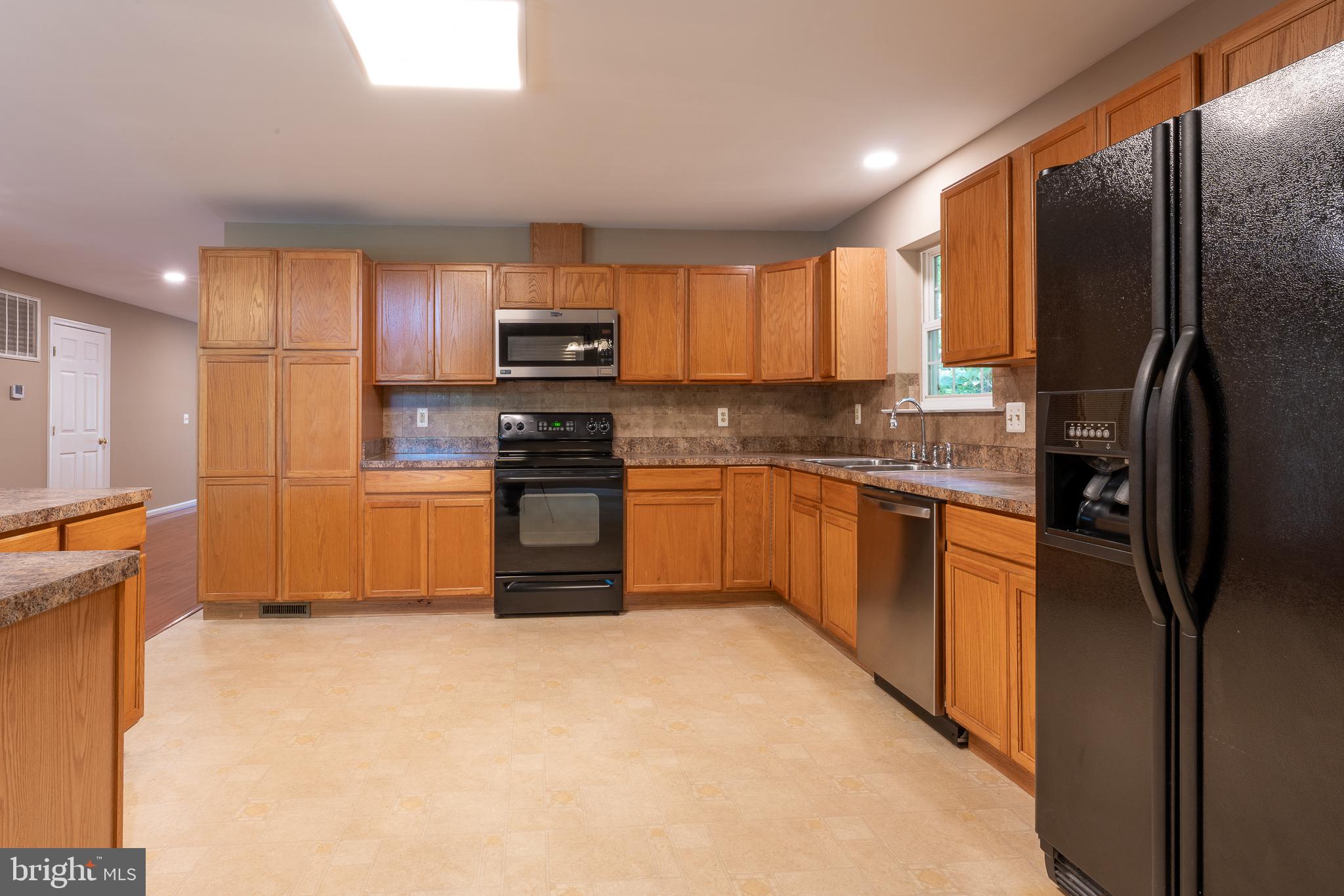 216 Spotswood Road Locust Grove, VA 22508 - Photo 14 of 65 Kitchen