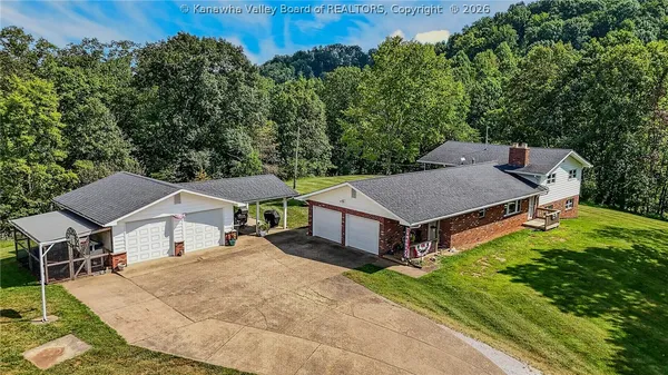 $425,000 | 405 Boggs Fork, Spencer, WV 25276