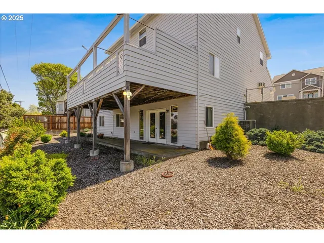 $590,000 | 1825 Minnesota Street, The Dalles, OR 97058