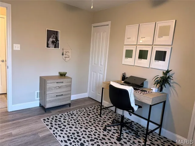 $175,000 | 864 Oakwood Lane, East Alton, IL 62024