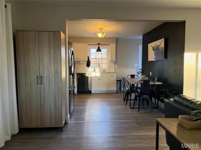 $175,000 | 864 Oakwood Lane, East Alton, IL 62024