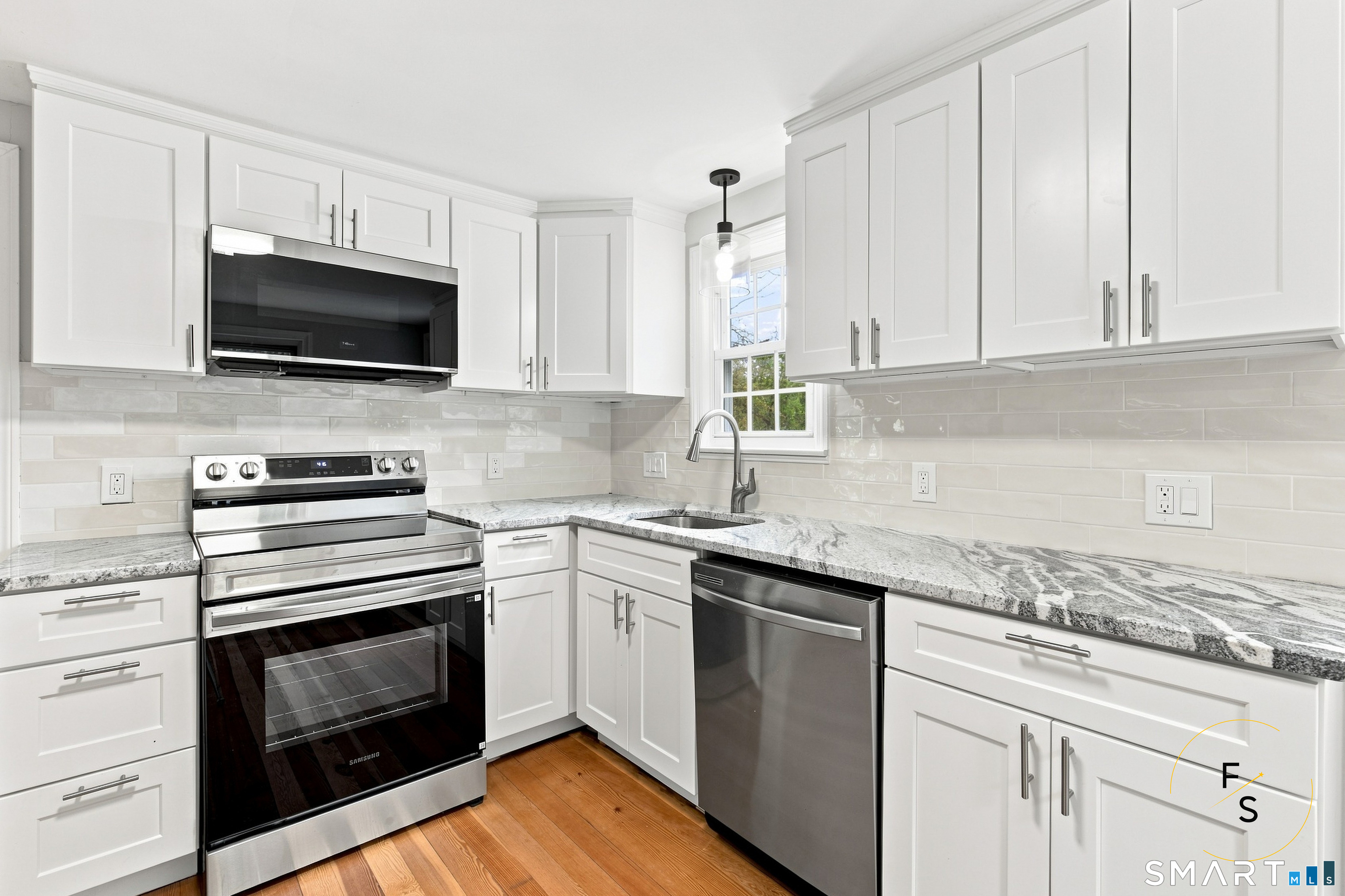157 South River Road Coventry, CT 06238 - Photo 3 of 39 Gallery Image 3