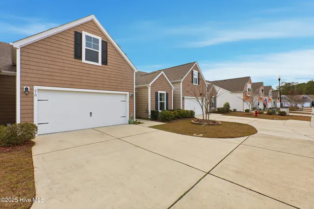 $359,000 | 610 Cambeck Drive Southeast, Unit 3, Leland, NC 28451