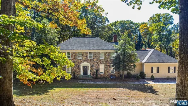 $1,399,900 | 51 Boulderwood Drive, Bernardsville, NJ 07924