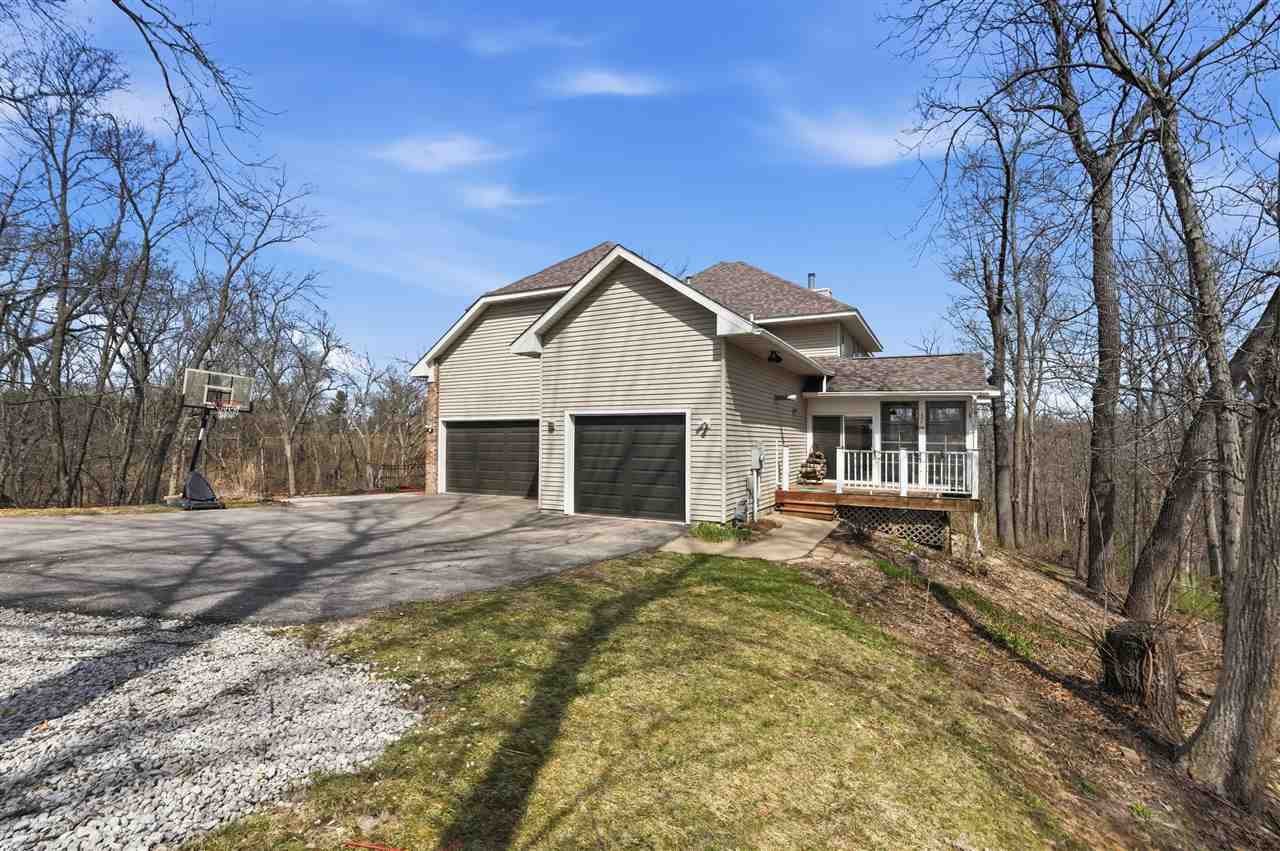 3256 Meadow Ridge Road Northeast Solon, IA 52333 - Photo 5 of 69 Gallery Image 5