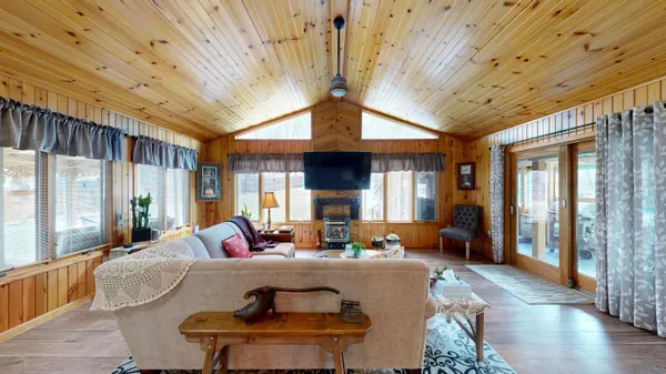 $465,990 | 1719 South Highland Drive, Sparta, WI 54656