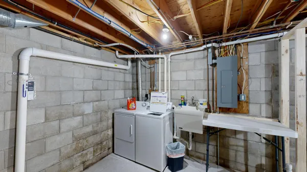 $465,990 | 1719 South Highland Drive, Sparta, WI 54656