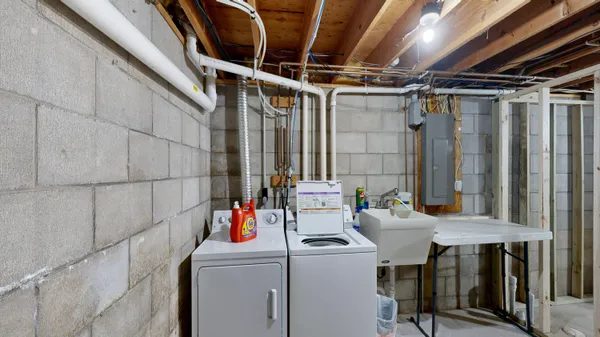 $465,990 | 1719 South Highland Drive, Sparta, WI 54656