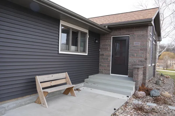 $465,990 | 1719 South Highland Drive, Sparta, WI 54656