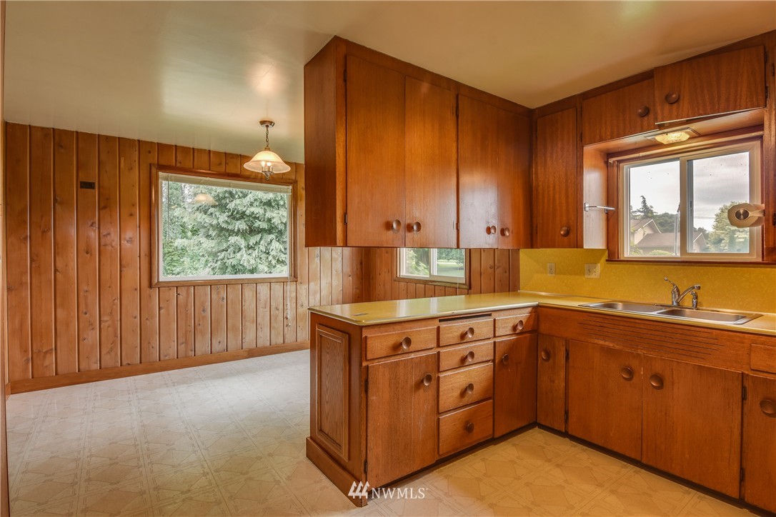 16464 Britt Road Mount Vernon, WA 98273 - Photo 3 of 19 Gallery Image 3