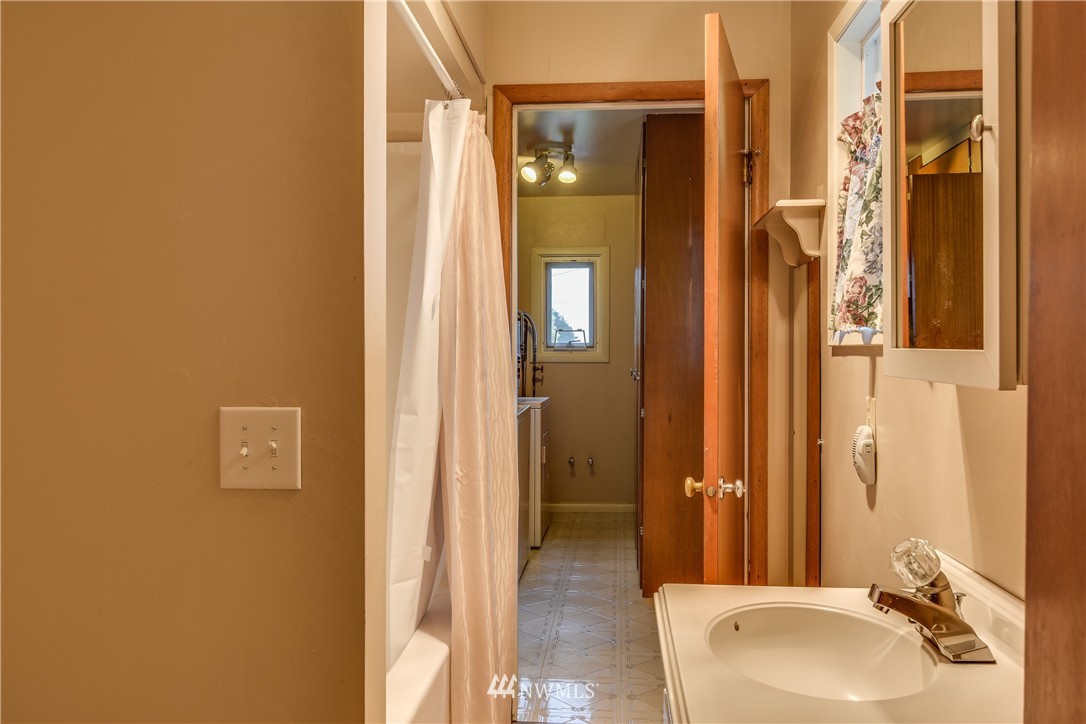 16464 Britt Road Mount Vernon, WA 98273 - Photo 10 of 19 Gallery Image 10