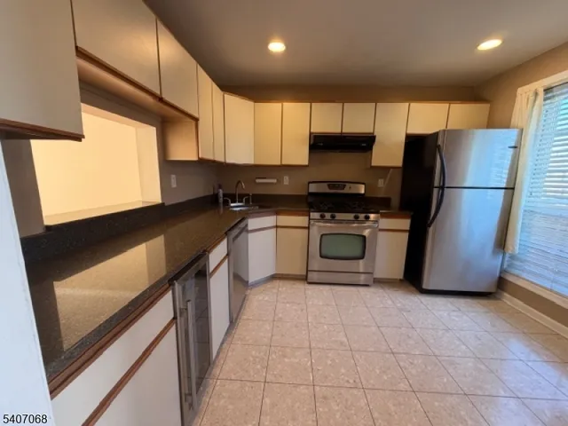 $2,700 | 3705 Pinhorn Drive, Bridgewater, NJ 08807