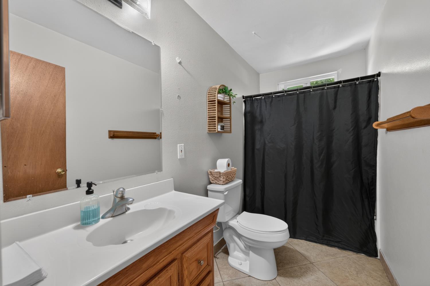 8986 Mooney Road Elk Grove, CA 95624 - Photo 39 of 92 Gallery Image 39