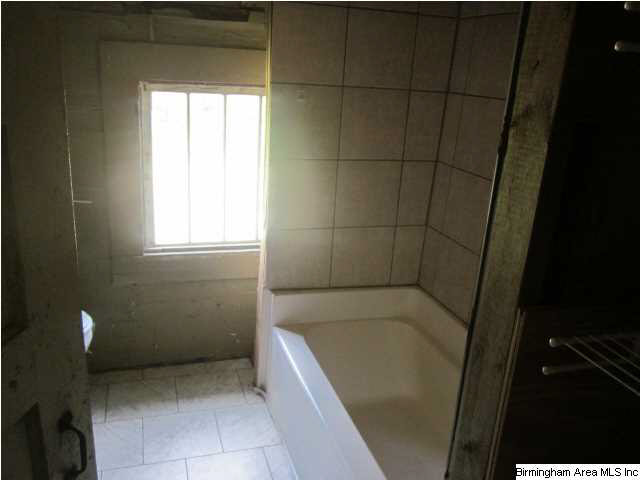 7720 Flat Top Road Quinton, AL 35130 - Photo 8 of 15 Gallery Image 8