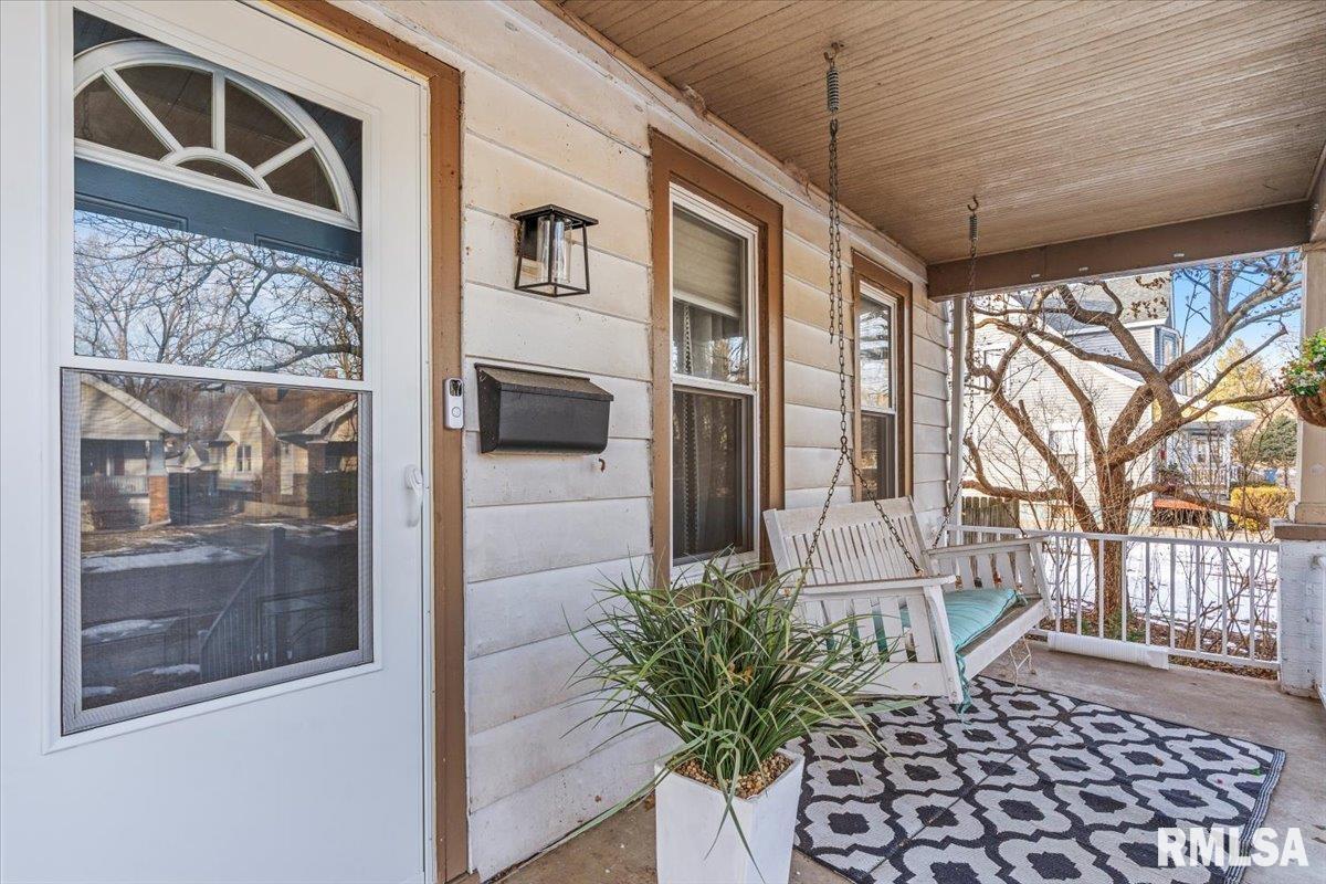 423 South Adelia Street Springfield, IL 62704 - Photo 4 of 29