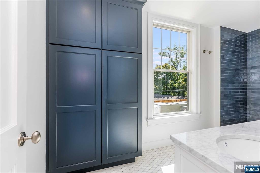 63 Park Street, Unit 1 Montclair, NJ 07042 - Photo 15 of 28