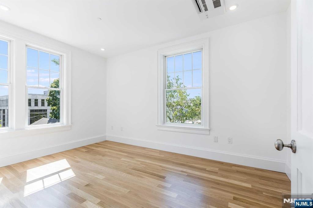 63 Park Street, Unit 1 Montclair, NJ 07042 - Photo 22 of 28