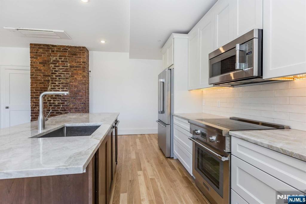 63 Park Street, Unit 1 Montclair, NJ 07042 - Photo 7 of 28