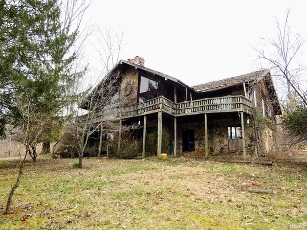 $379,000 | 895 Wells Lane, Springville, IN 47462