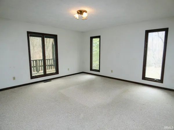 $359,900 | 895 Wells Lane, Springville, IN 47462