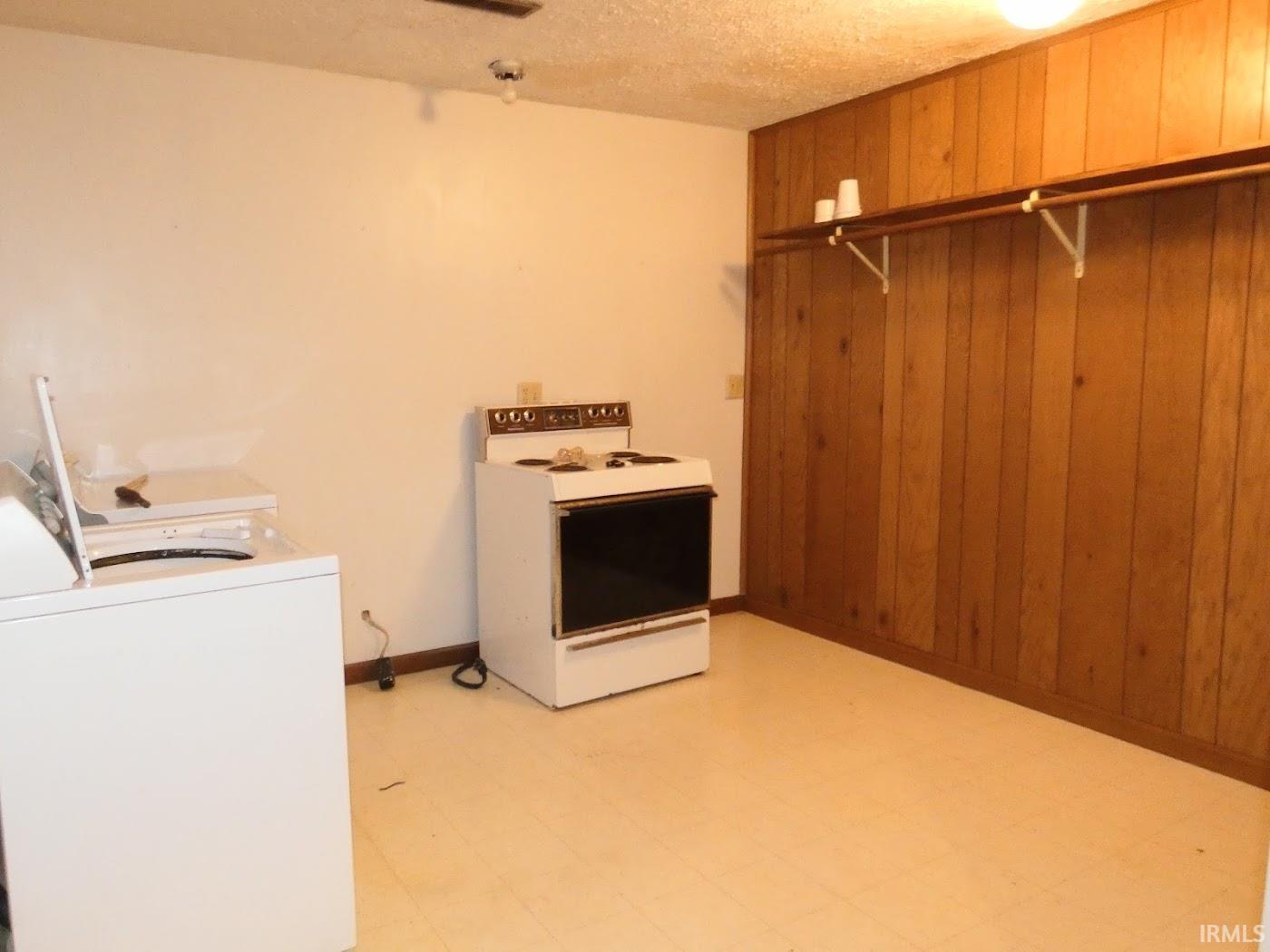 895 Wells Lane Springville, IN 47462 - Photo 22 of 36