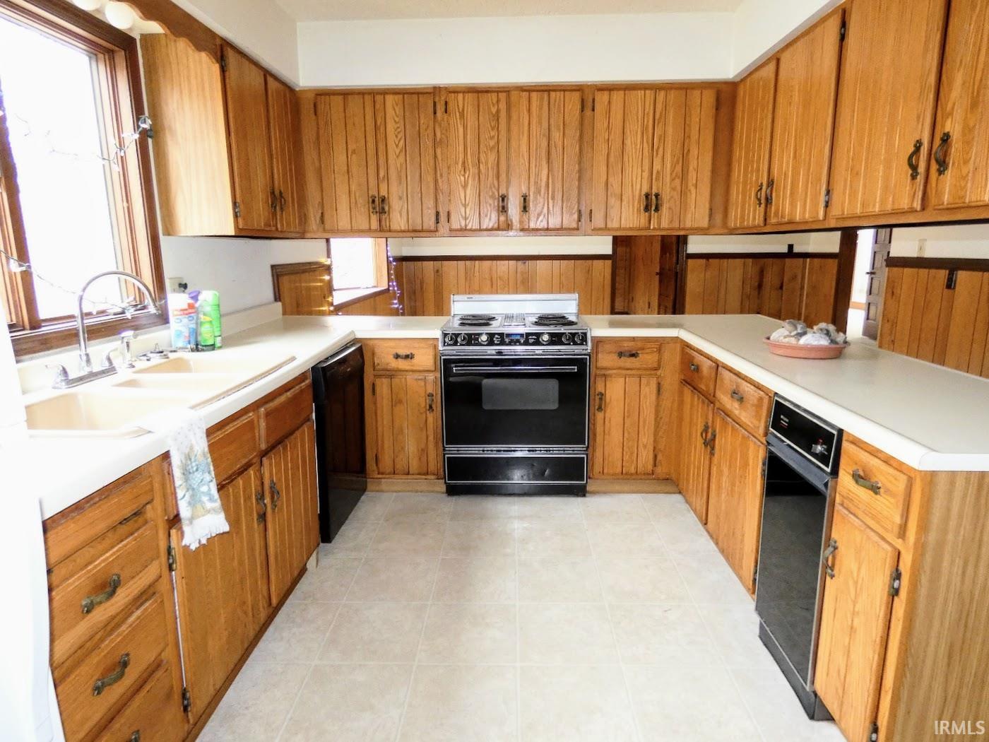 895 Wells Lane Springville, IN 47462 - Photo 7 of 33