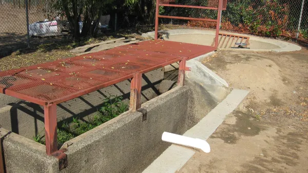 a picture of city view