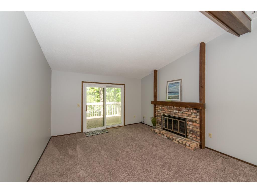9186 Neill Lake Road Eden Prairie, MN 55347 - Photo 5 of 16 Gallery Image 5