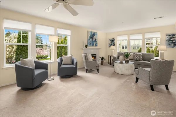 $375,000 | 4133 224th Lane Southeast, Unit 213, Issaquah, WA 98029