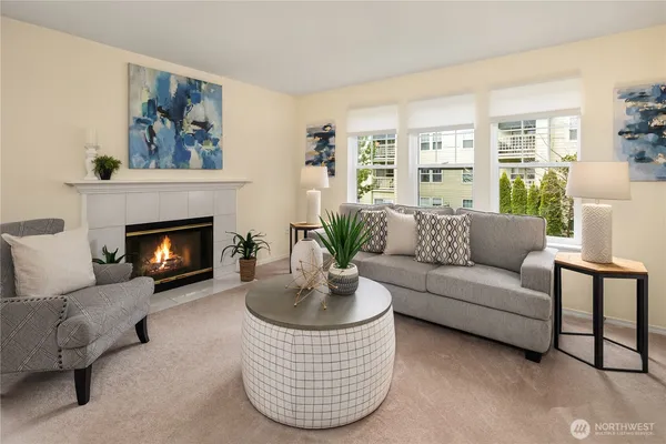 $375,000 | 4133 224th Lane Southeast, Unit 213, Issaquah, WA 98029