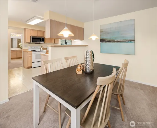 $375,000 | 4133 224th Lane Southeast, Unit 213, Issaquah, WA 98029