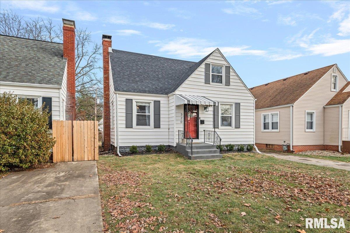 320 South Amos Avenue Springfield, IL 62704 - Photo 2 of 42