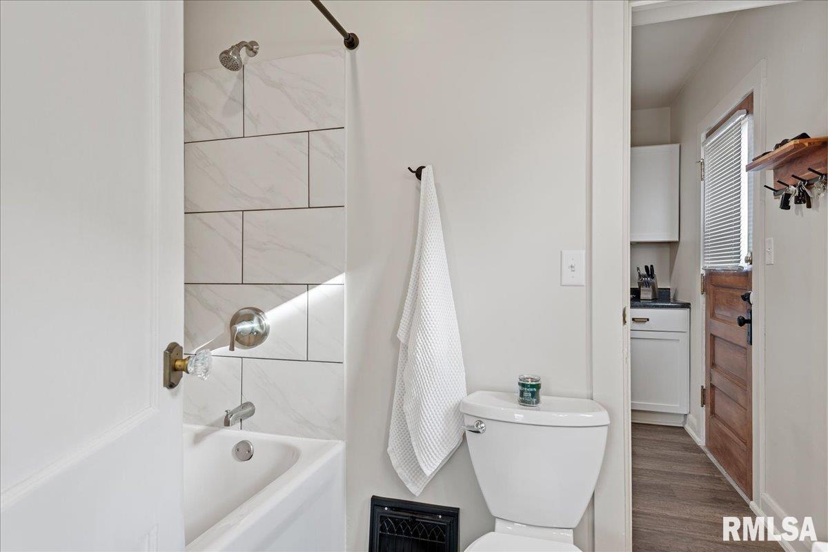 320 South Amos Avenue Springfield, IL 62704 - Photo 23 of 42