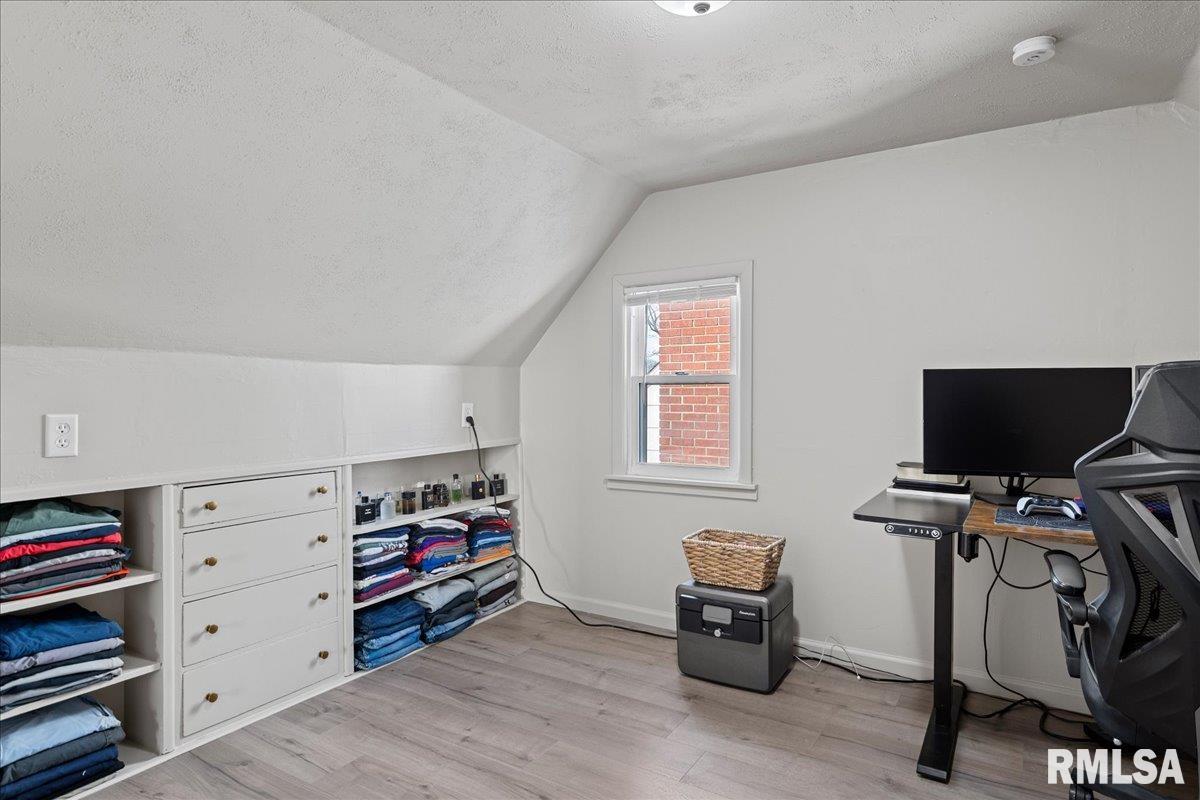 320 South Amos Avenue Springfield, IL 62704 - Photo 32 of 42