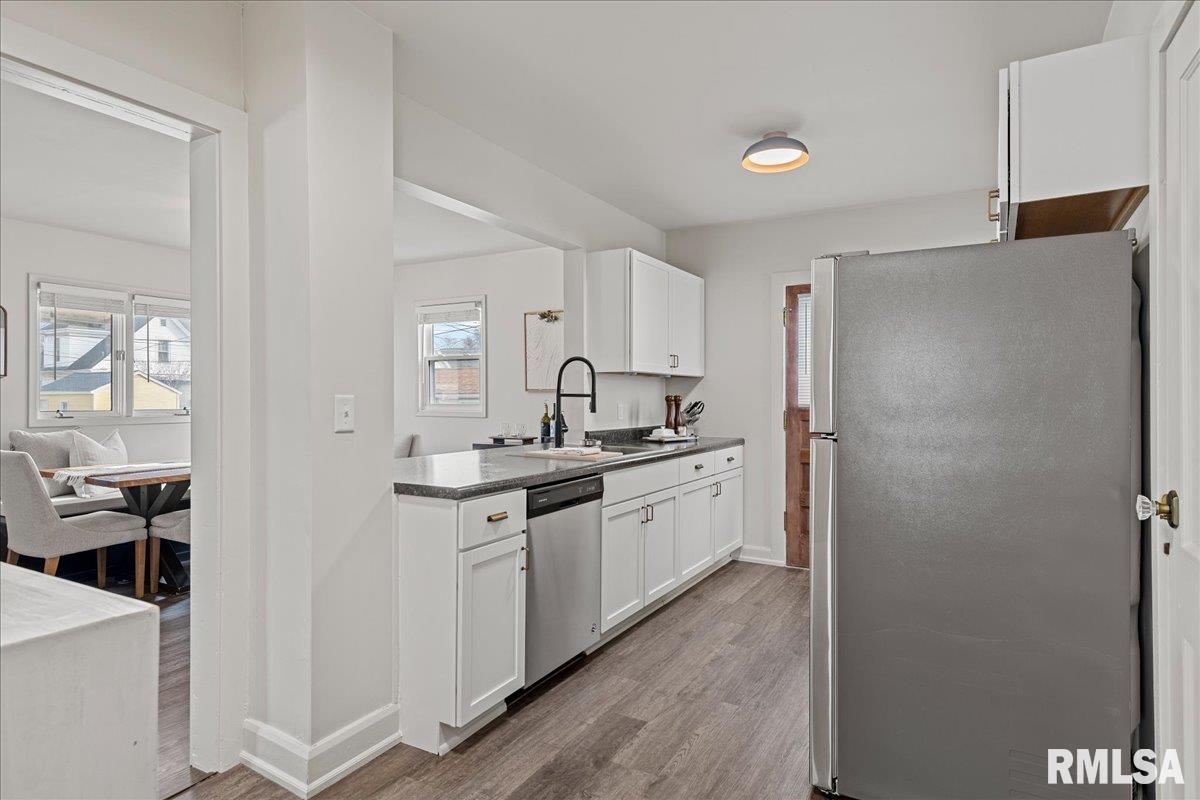 320 South Amos Avenue Springfield, IL 62704 - Photo 10 of 42