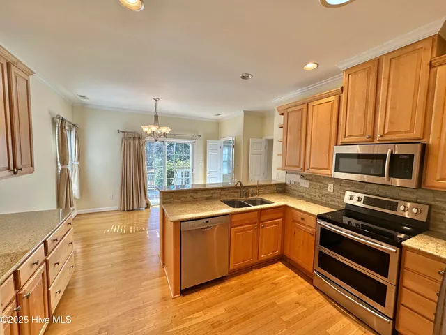 $425,000 | 6104 Falcon Drive, New Bern, NC 28560