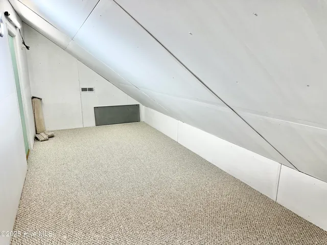 $425,000 | 6104 Falcon Drive, New Bern, NC 28560